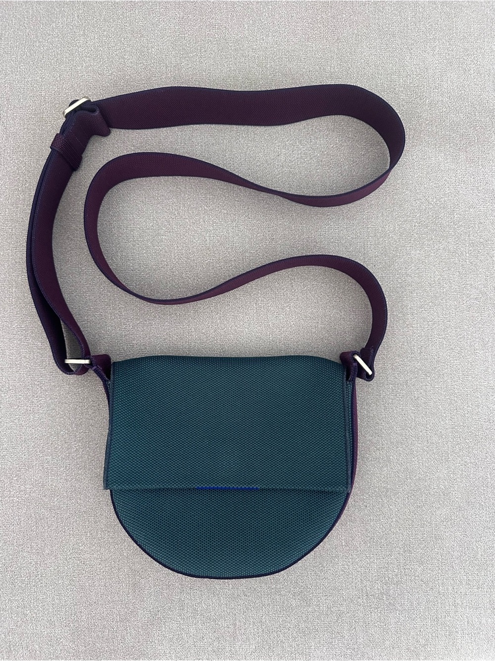 Rothy’s Saddle Bag Deep Spruce and Purple RARE